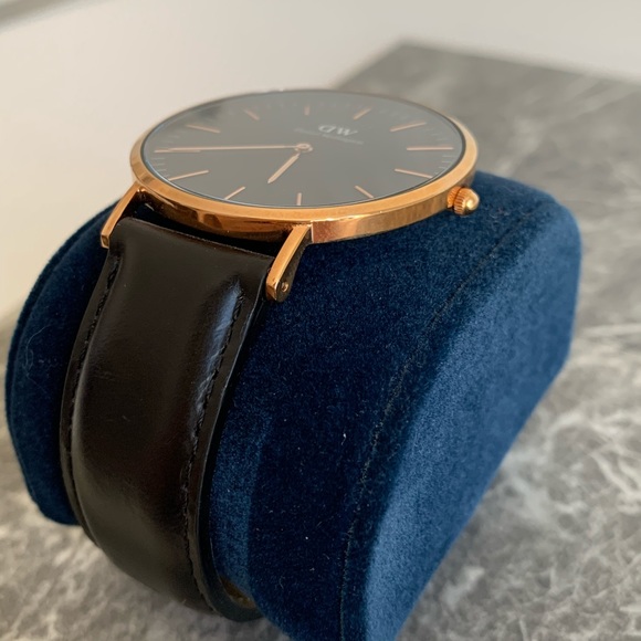 Daniel Wellington Classic Sheffield 40mm Watch - Picture 3 of 6